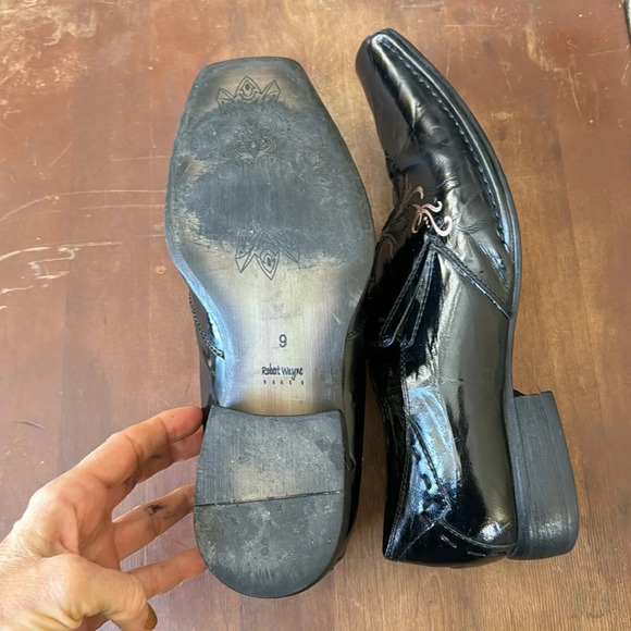 Mens Robert Wayne "Lamp" Black With Cross Design On Front Leather Loafers SZ 9 - Picture 7 of 12